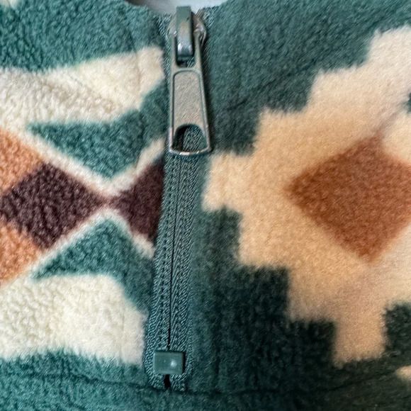 Massive Outdoors Fleece Long Sleeve Hooded Top Kangaroo Pocket Aztec Size Small - Picture 3 of 9